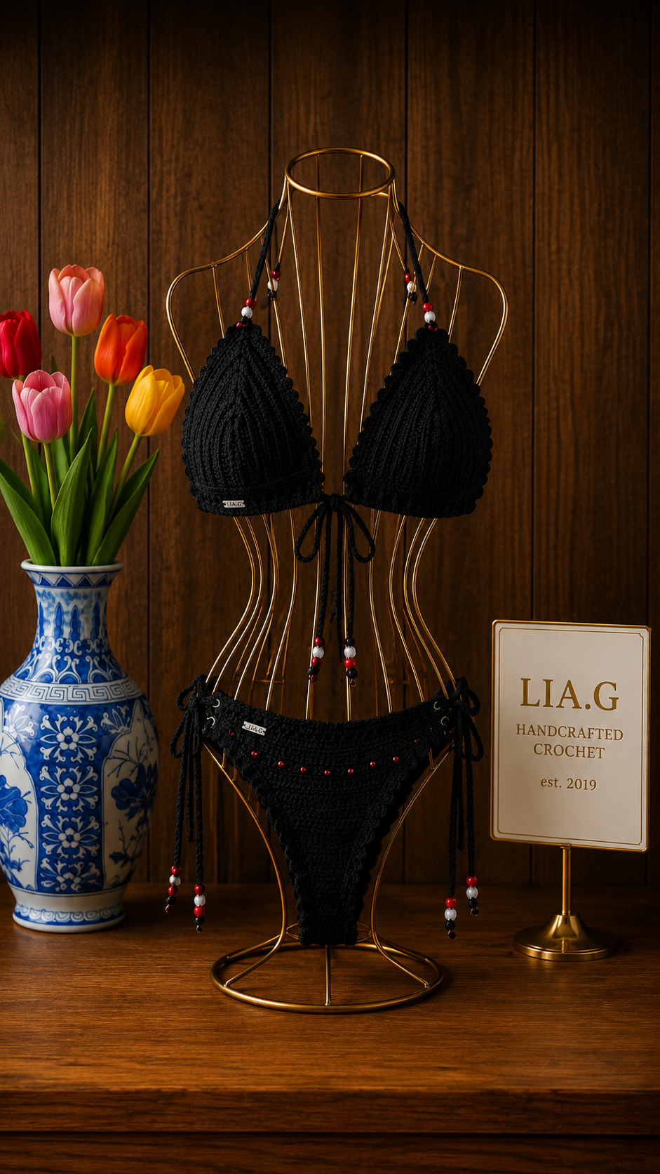 Bikini crochet negro LIA.G con detalles de cuentas